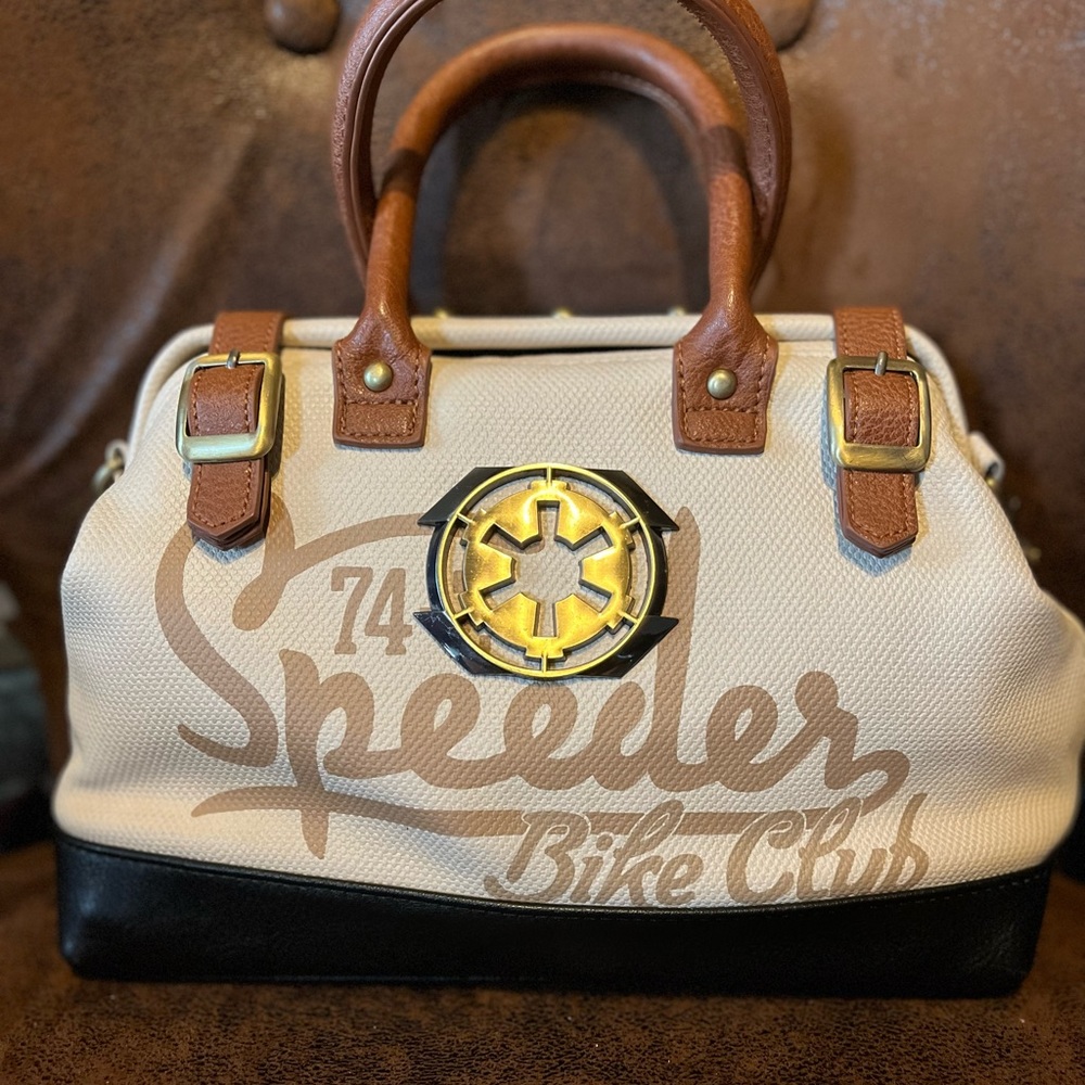 Heroes & Villains Star Wars Speeder Bike Club Handbag w/detachable arm strap